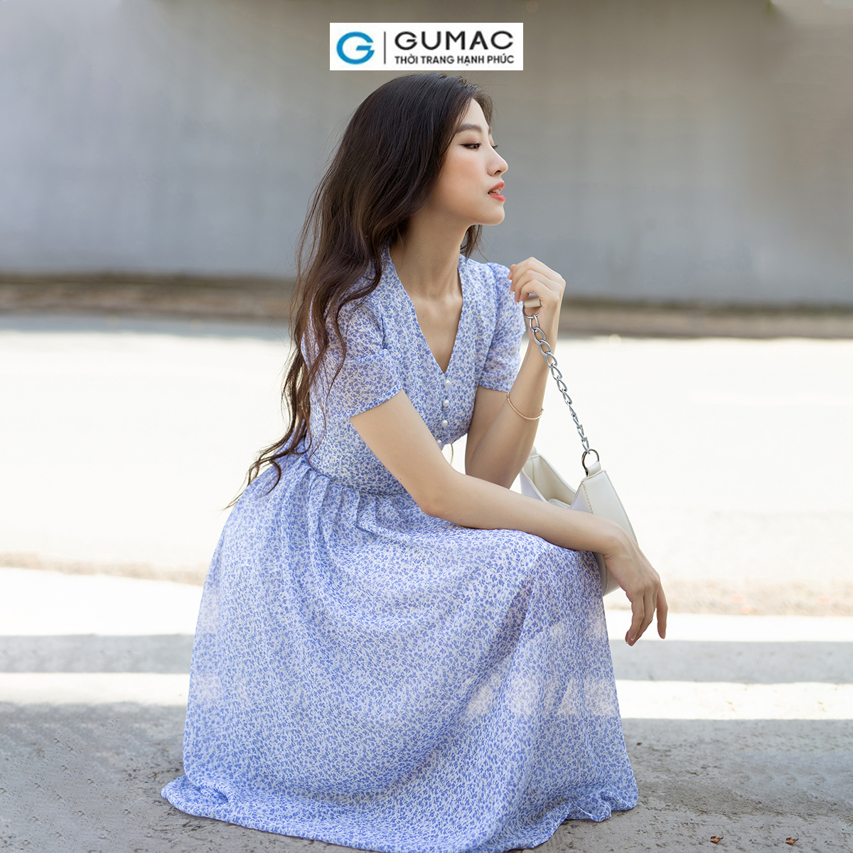 Đầm xòe voan hoa nhí xếp ly cột dây nơ nữ tính thanh lịch thời trang GUMAC DD07030