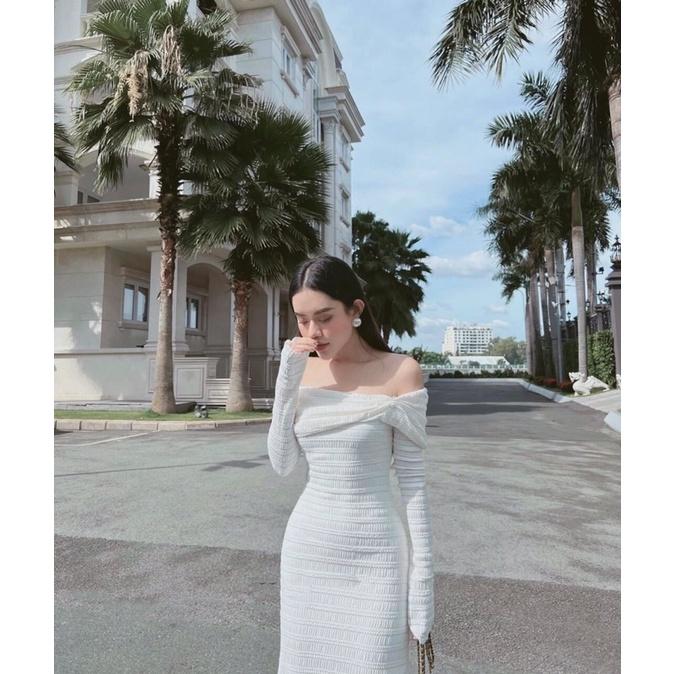 Đầm trễ vai tay dài đính ngọc form body dáng xoè.