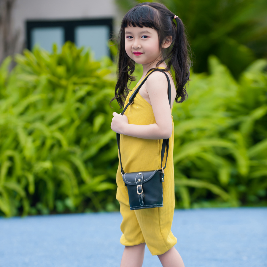 Jumpsuit trơn cổ yếm Lovekids - màu vàng