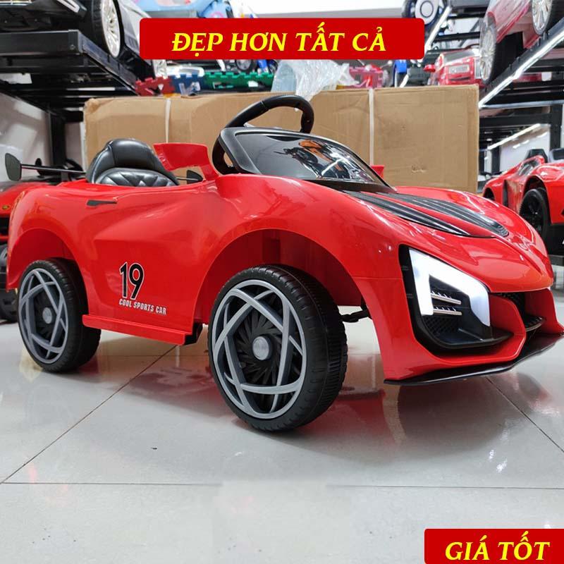 Xe Ô Tô Điện Trẻ Em MDX-009 Giá Rẻ Cho Bé Yêu Từ 1 Tuổi Trở Lên, Tự Lái & Điều Khiển Từ Xa