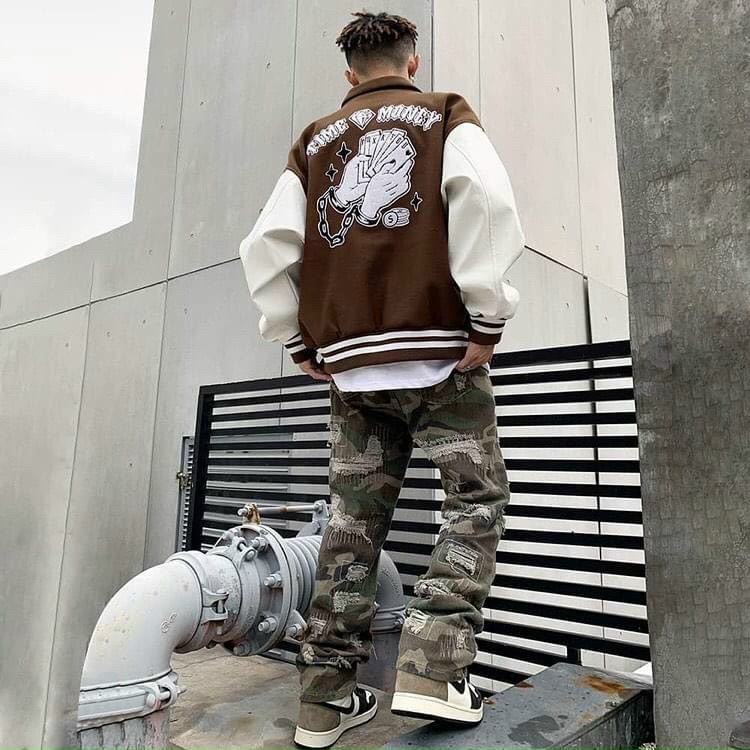 Áo khoác bomber, Varsity jacket Time n Money nam nữ màu Nâu, Áo khoác bomber jacket nam nữ phối Nâu 2 lớp, chất nỉ bông siêu đẹp, Áo Khoác Bomber Unisex Áo Varsity Jacket Nam Nữ Đen Phối Tay Trắng Form Rộng