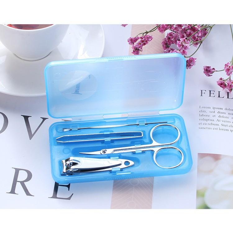 -Bộ bấm móng tay 4 món