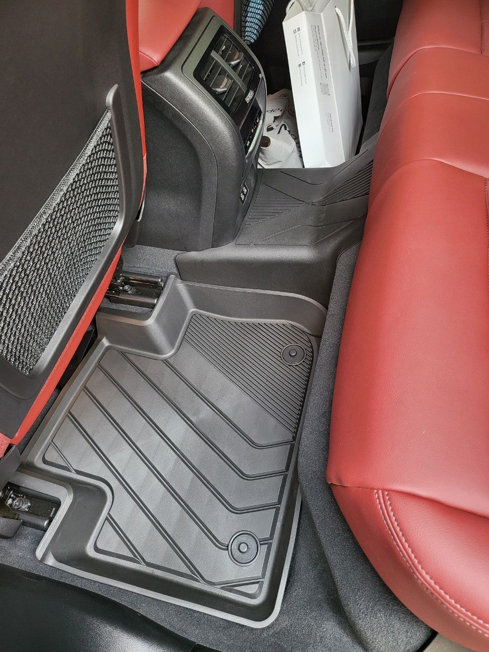 Thảm lót sàn xe ô tô BMW X3 2018- đến nay Nhãn hiệu Macsim 3W chất liệu nhựa TPE đúc khuôn cao cấp - màu đen