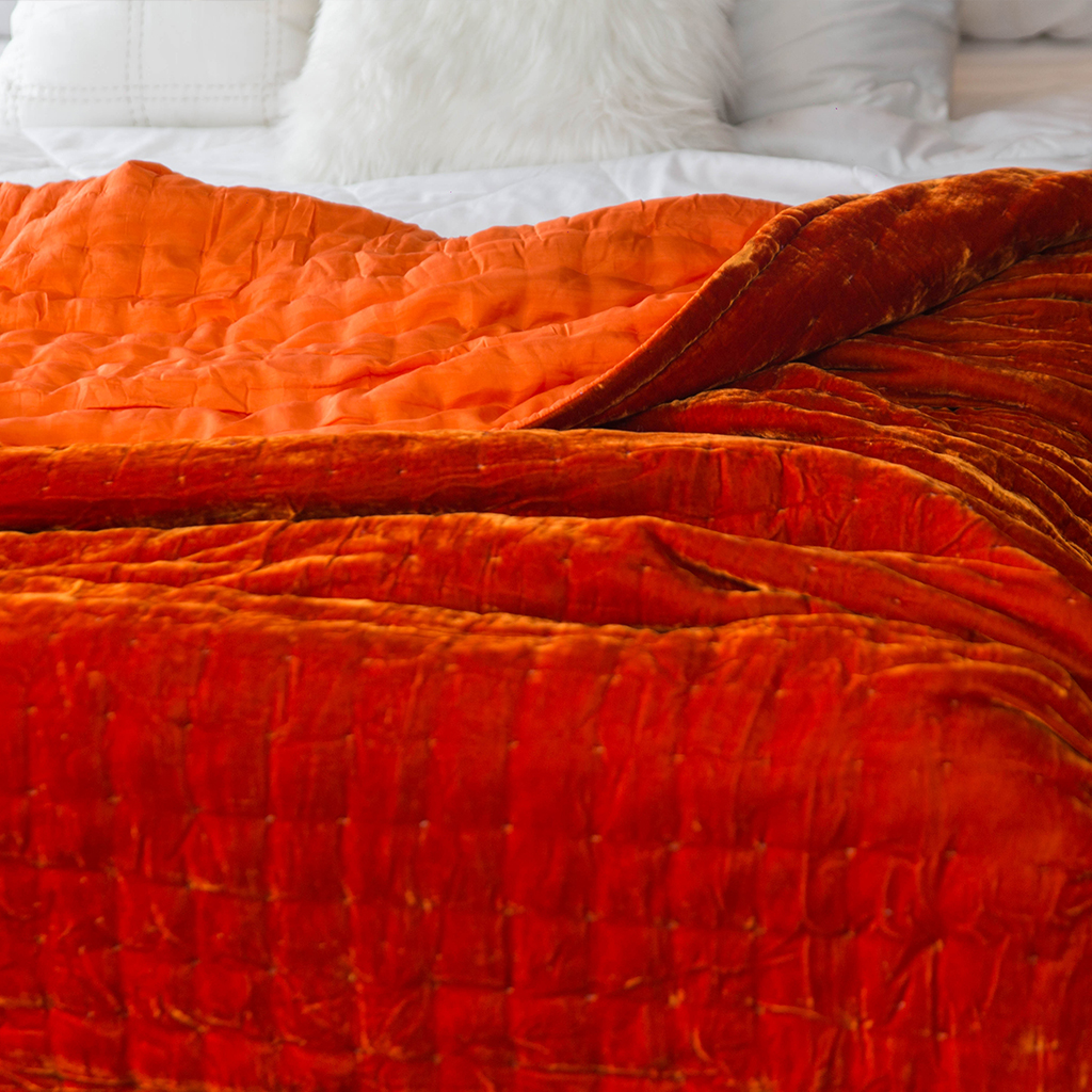 Chăn Nhung Cam Khâu Sa Hạt , Chăn Nhung Lụa Chần Bông Điều Hòa Cao Cấp Dùng Bốn Mùa I Silk Velvet Blanket.