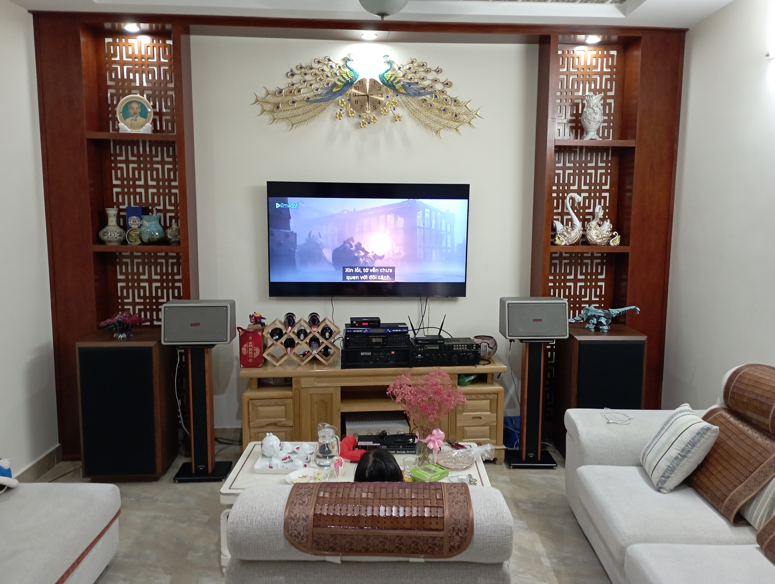 Chân loa chống rung Venza Bm 80 - Hàng chính hãng