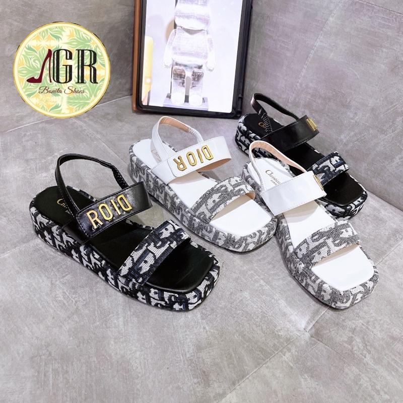 Sandal xuồng 2 quai chữ D vải chữ cao 4 cm