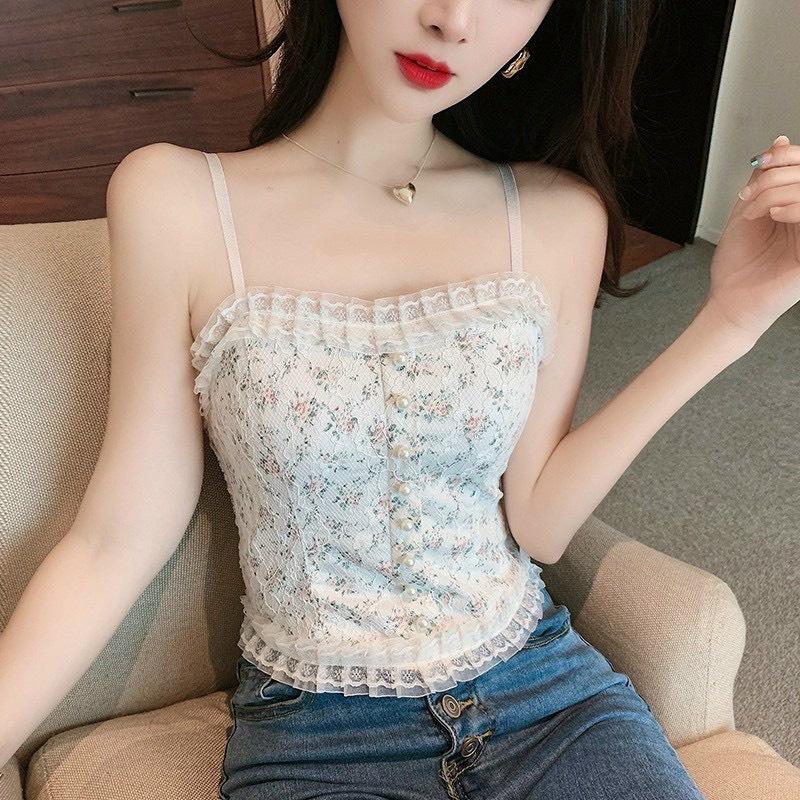 Áo Croptop 2 Dây Ren Hoa Nhí Đính Khuy Cúc Ngọc Kèm Mút Ngực Siêu Xinh - Áo hai dây kiểu yếm tiểu thư 2022