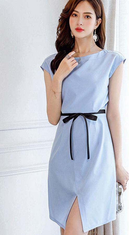 Đầm ôm tay cộc xẻ tà trước ArcticHunter, thời trang trẻ, phong cách Hàn Quốc