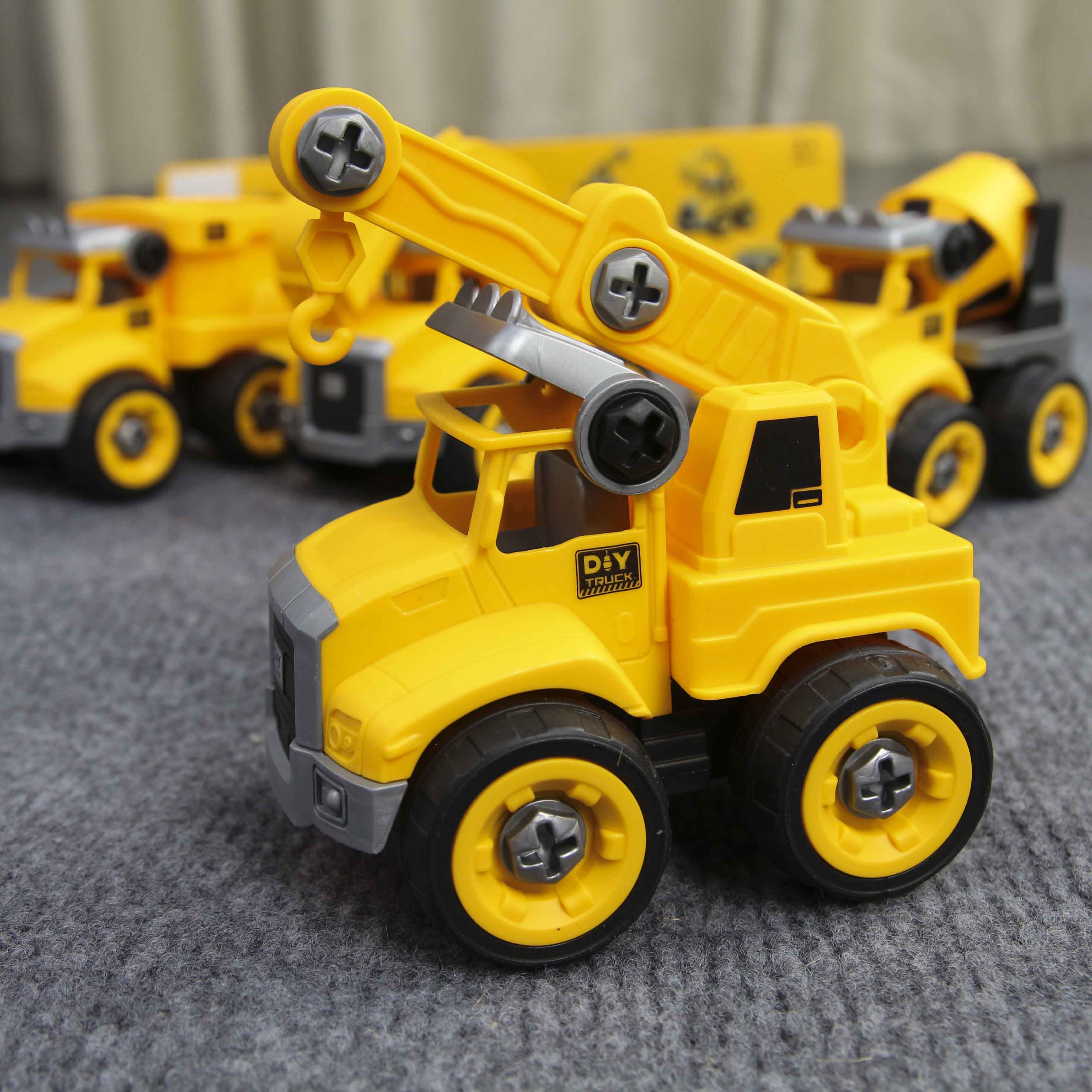 Đồ chơi lắp ghép mô hình oto xây dựng DIY 4 món gồm Cần cẩu, máy múc, xe bồn và xe ben Toys house