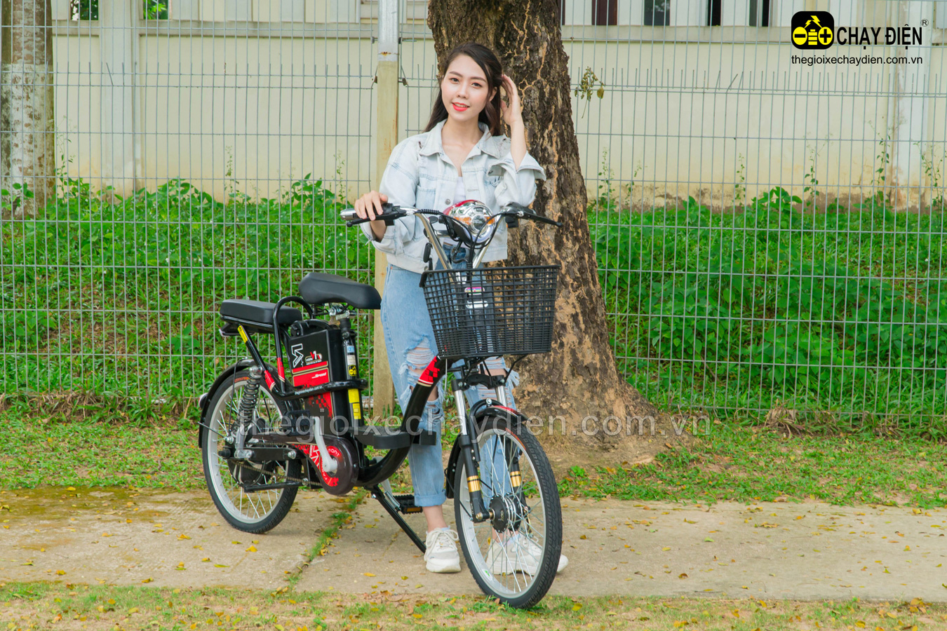 XE ĐẠP ĐIỆN VNBIKE V1 22INCH PLUS