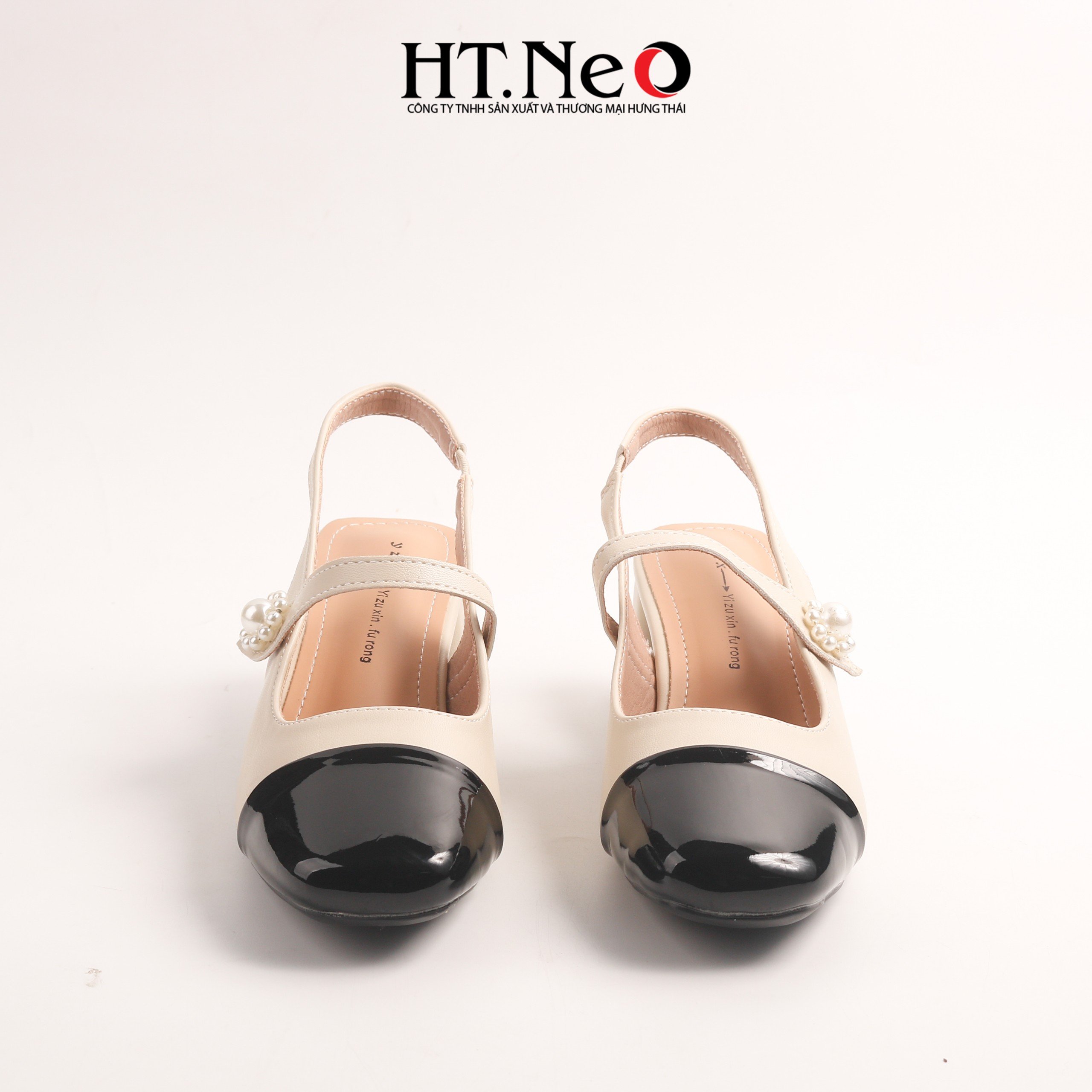 Sandal nữ, dép sandal nữ quai hậu kết hợp với quai ngang gắn hoa ngọc trai, chất liệu da bòng, mũi vuông gót trụ 6p SDN232
