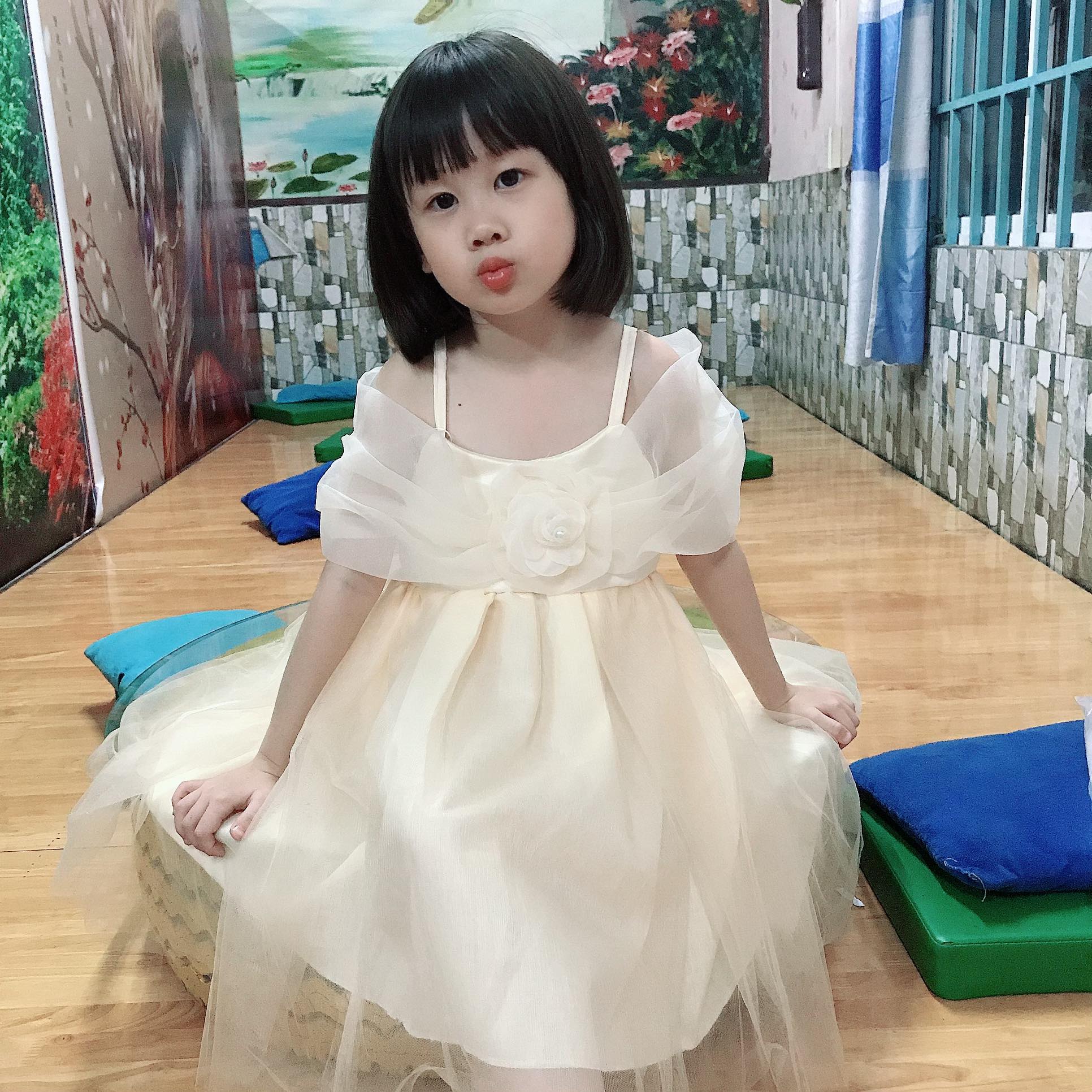 Váy đầm công chúa bé gái kiểu nơ trễ vai cho bé từ 10kg đến 24kg
