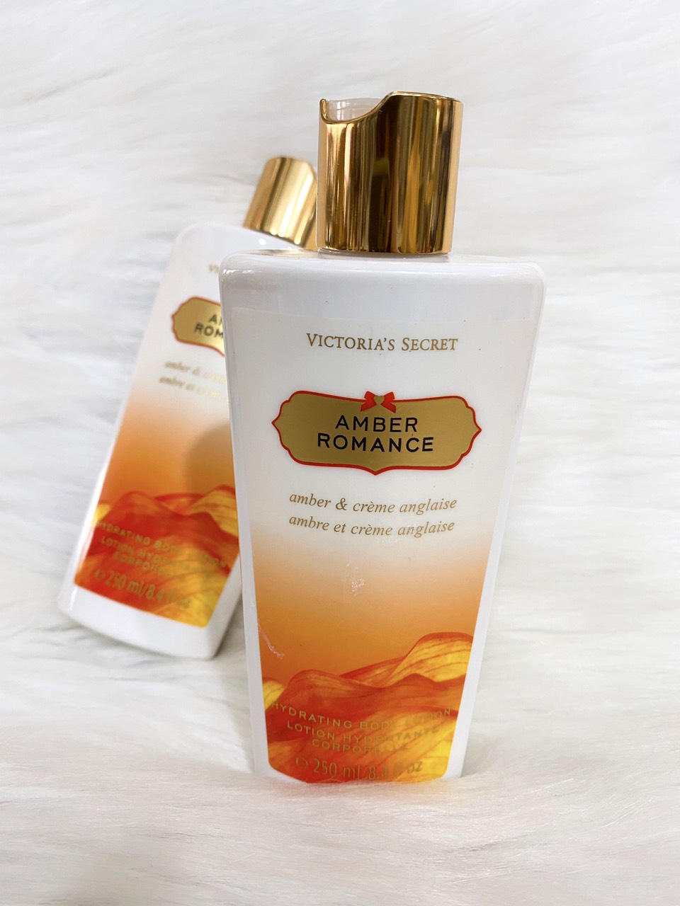 Sữa Dưỡng Thể Victoria's Secret Amber Romance 250ml USA( không có seal- không xuất hóa đơn )