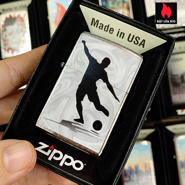 Bật Lửa Zippo 207 Soccer Player Design