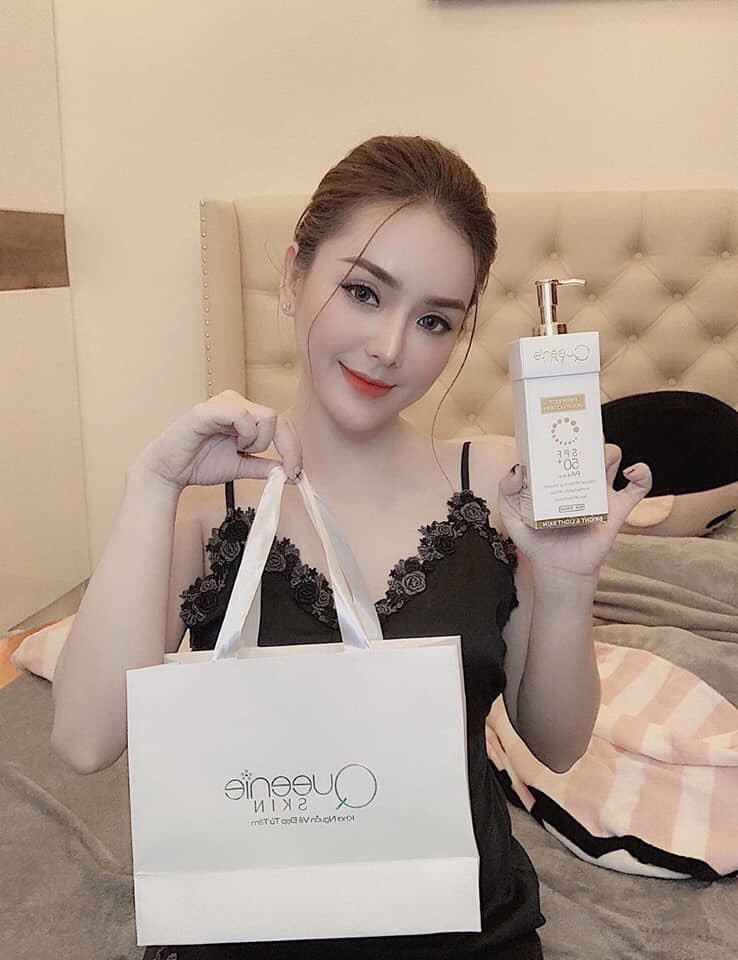 Kem Body Truyền Trắng Chân Lông Queenie Skin - Dưỡng Da Trắng Hồng Tự Nhiên, Chống Nắng, Bảo Vệ Chống Lại Tia UV Hiệu Quả, Ngăn Ngừa Lão Hóa – 300 ML - Hàng Chính Hãng