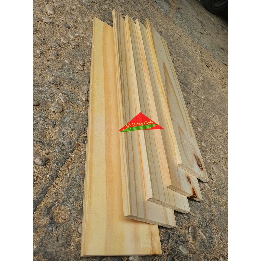 Thanh gỗ thông dài 70cm,rộng 10cm,dày 1cm đã bào láng đẹp 4 mặt phù hợp làm kệ, ốp tường, thùng gỗ, DIY