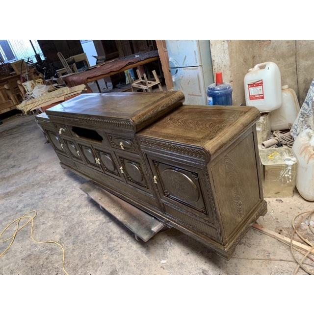 Kệ gỗ đuôi công mẫu mõ lồi kt 2m4