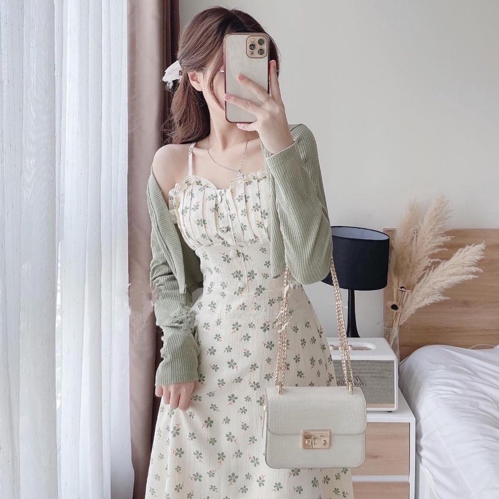 Set Váy Hoa 2 Dây Kèm Áo Khoác Cardigan Len Xốp Hot Hit