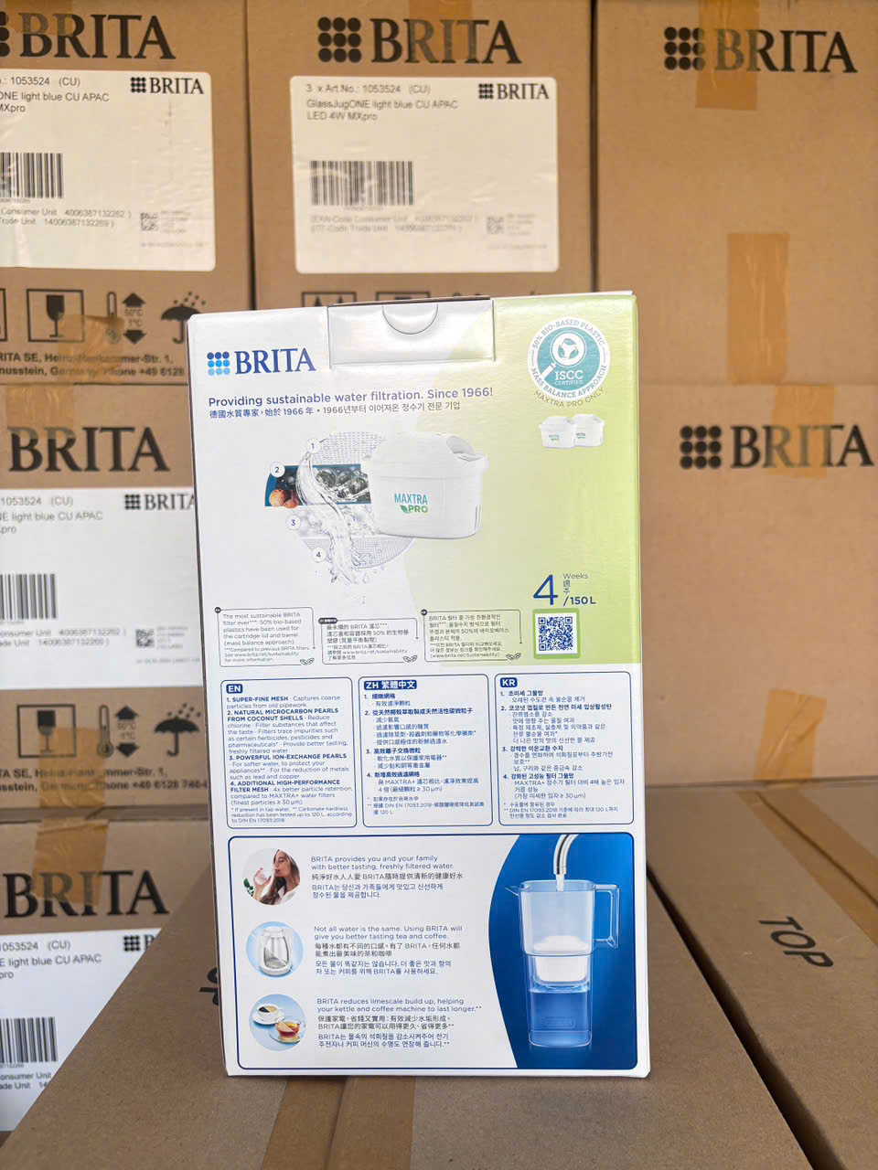 Bình lọc nước BRITA Liquelli White 2.2L (có sẵn 1 lõi lọc Maxtra Pro 150L)