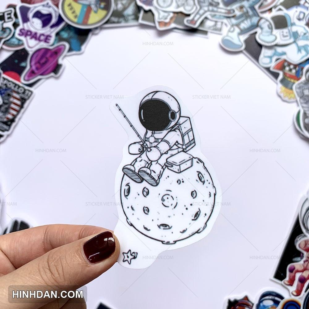 Sticker Phi Hành Gia - Astronaut - Dán Trang Trí - Chất Liệu PVC Cán Màng Chất Lượng Cao Chống Nước, Chống Nắng, Không Bong Tróc Phai Màu