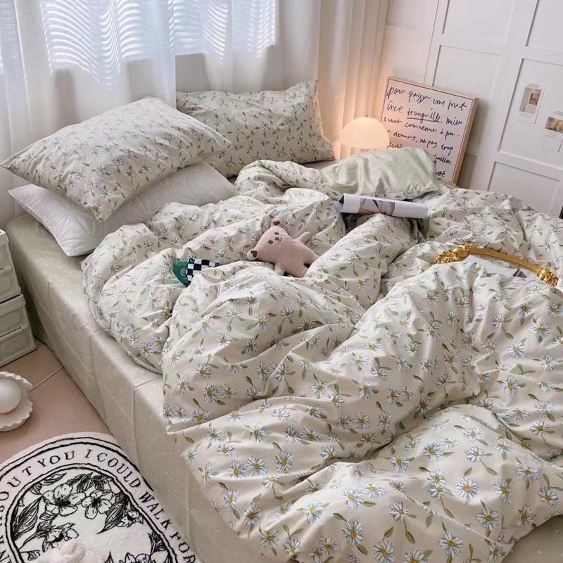 Bộ Chăn Ga Cotton Living 100%cotton Hàng Nhập Khẩu Cao Cấp 4 Món Hot Trend Hoa Nhí Tím Viền Bèo vintage