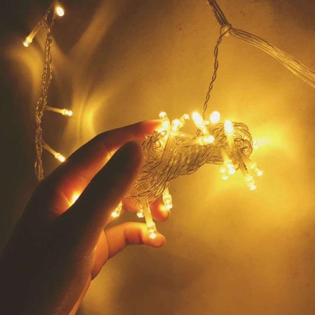 Đèn rèm trang trí đèn led rèm mưa màu vàng ấm cắm điện