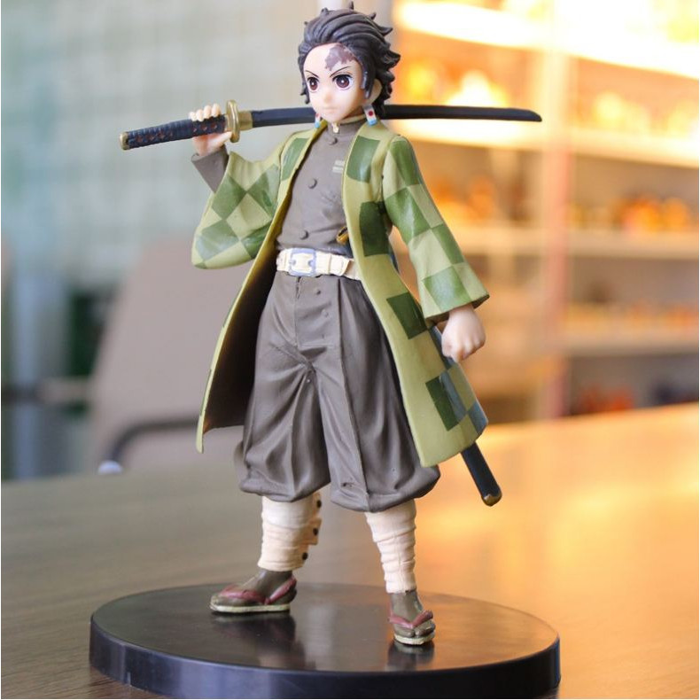 [HÌNH THẬT + BOX] Mô hình nhân vật Anime Demon Slayer Kimetsu no Yaiba Kamado Tanjirou Kamado Nezuko (nhựa PVC - 16cm)