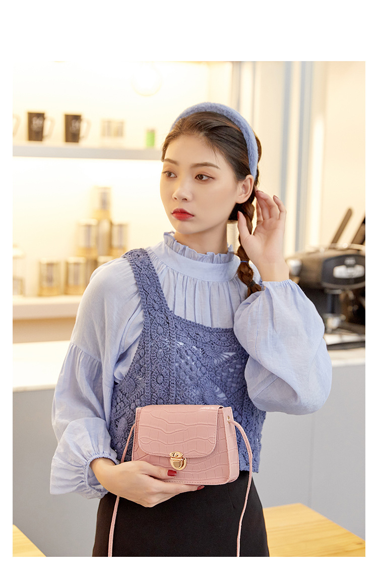 Túi đeo chéo nhỏ dành cho nữ mẫu đá dễ thương phong cách Hàn Quốc T137