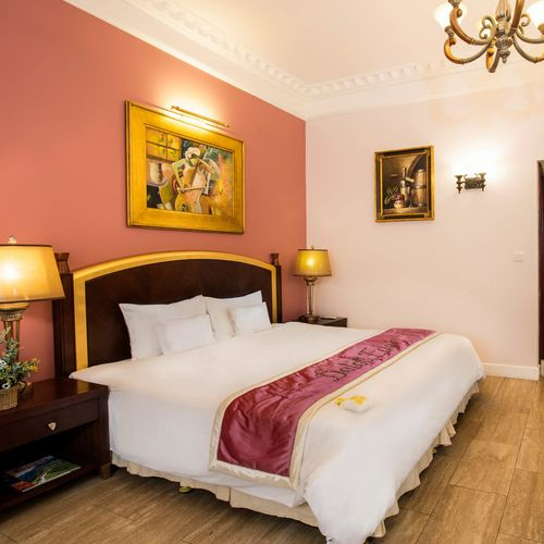 Trọn Gói 3N2D Tại Dalat Edensee Lake Resort 5*. Bao Gồm Ăn Sáng. Tiễn Sân Bay 1 Lượt. Miễn Phí Chèo Thuyền Kayak và Bắn Cung.