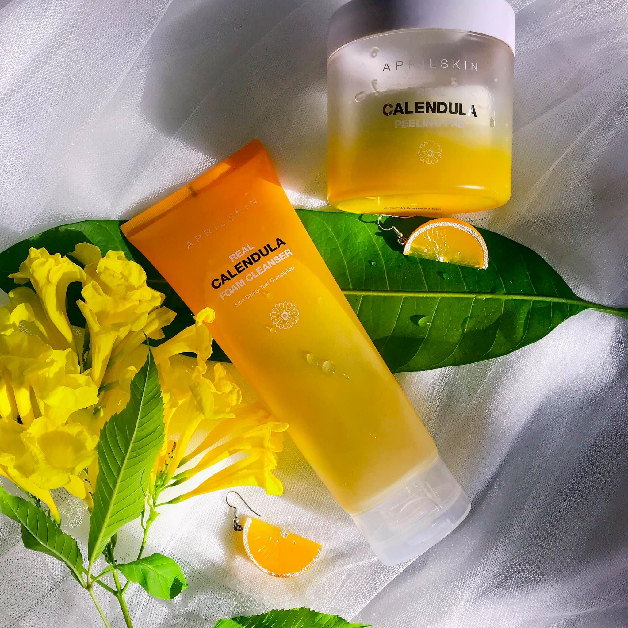 Sữa Rửa Mặt Tạo Bọt Dịu Nhẹ, Dưỡng Ẩm, Có pH Thấp APRILSKIN Real Calendula Foam Cleanser 200g + Tặng Kèm 1 Băng Đô Tai Mèo Xinh Xắn