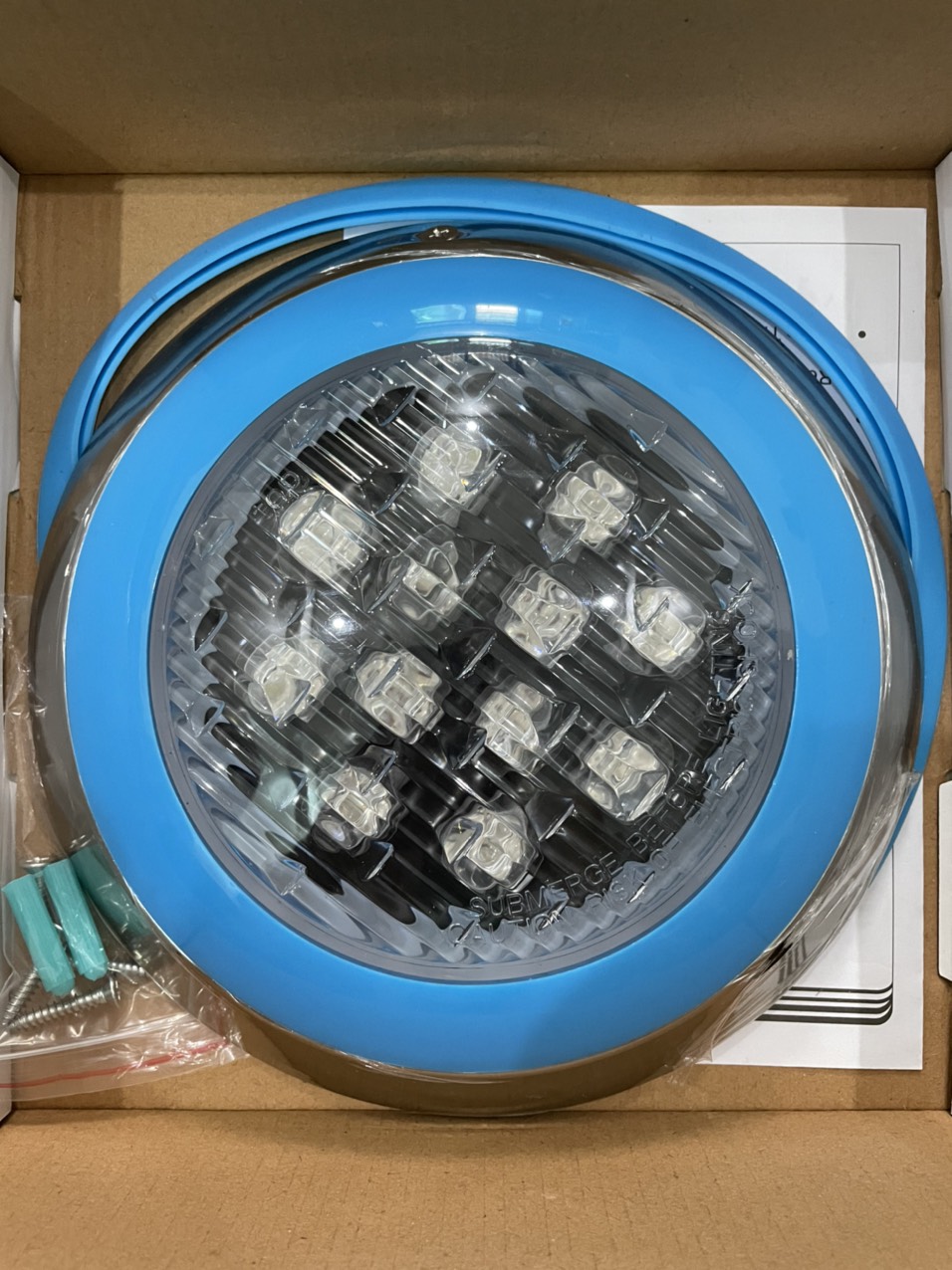 Đèn led bể bơi ánh sáng VÀNG nhạt 3000K 12W-12V/24V vỏ ngoài inox 304 chống nước tiêu chuẩn IP68