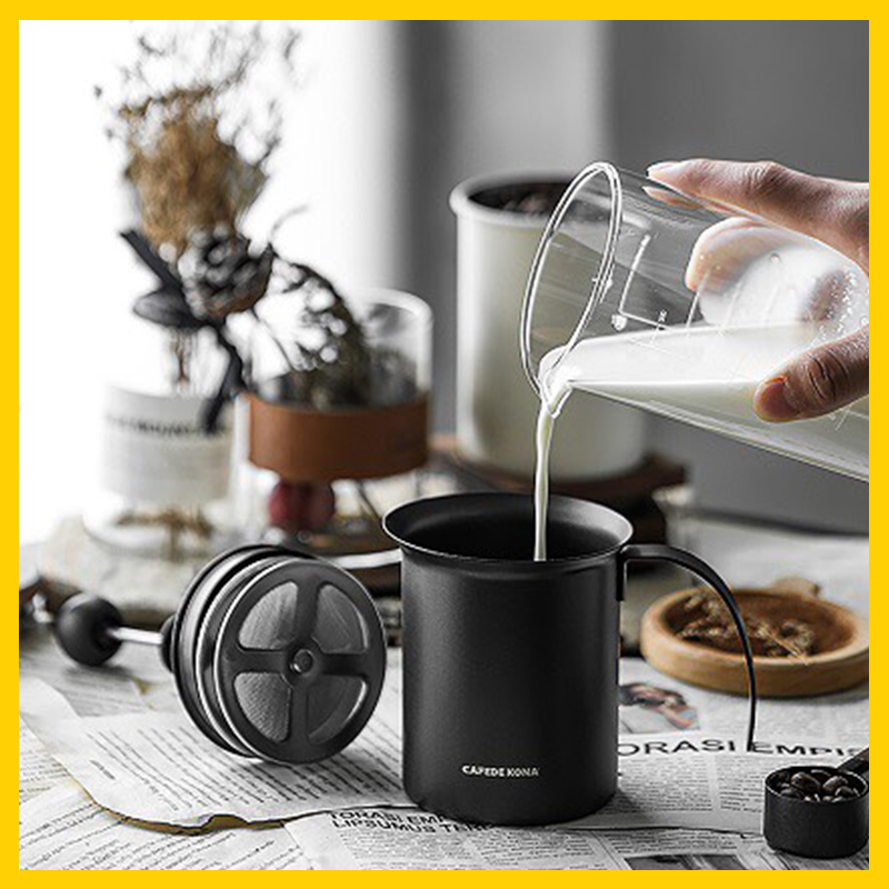 Ca đánh sữa lạnh thủ công làm Latte, Capuchino