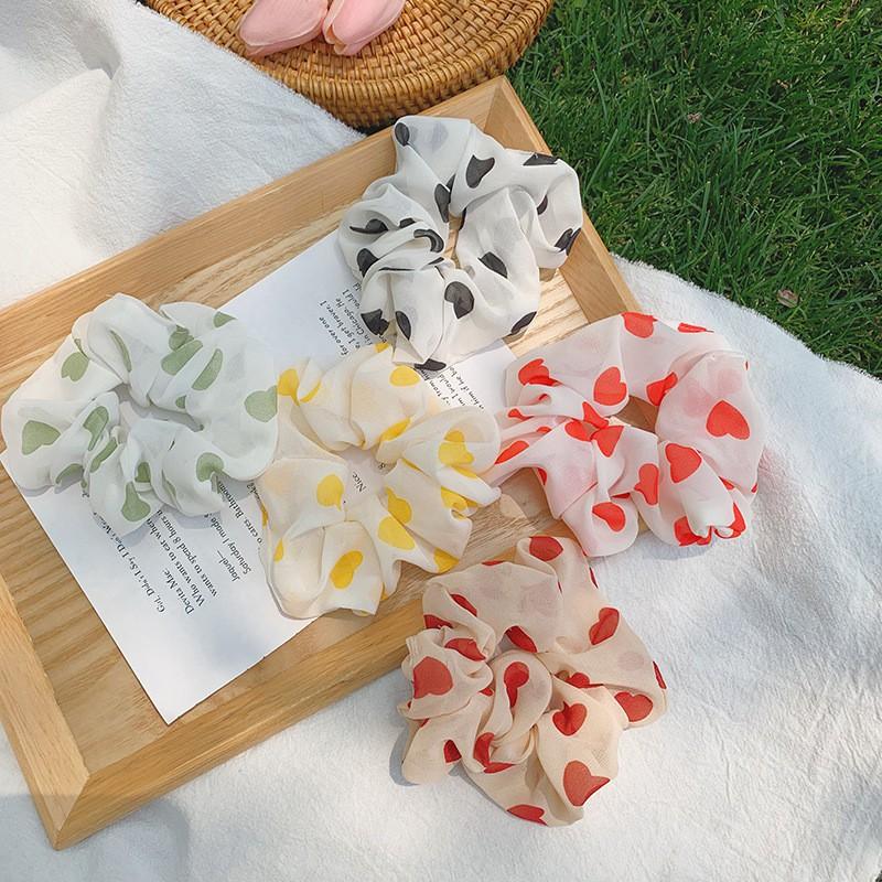 Dây buộc tóc Scrunchies trái tim EAFIT004