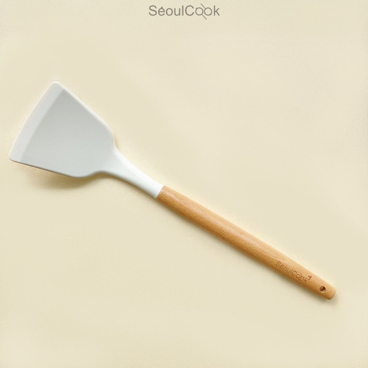 Vá silicon cao cấp chịu nhiệt chống dính cán gỗ Seoulcook, dùng cho nhà bếp, an toàn và dễ dàng vệ sinh