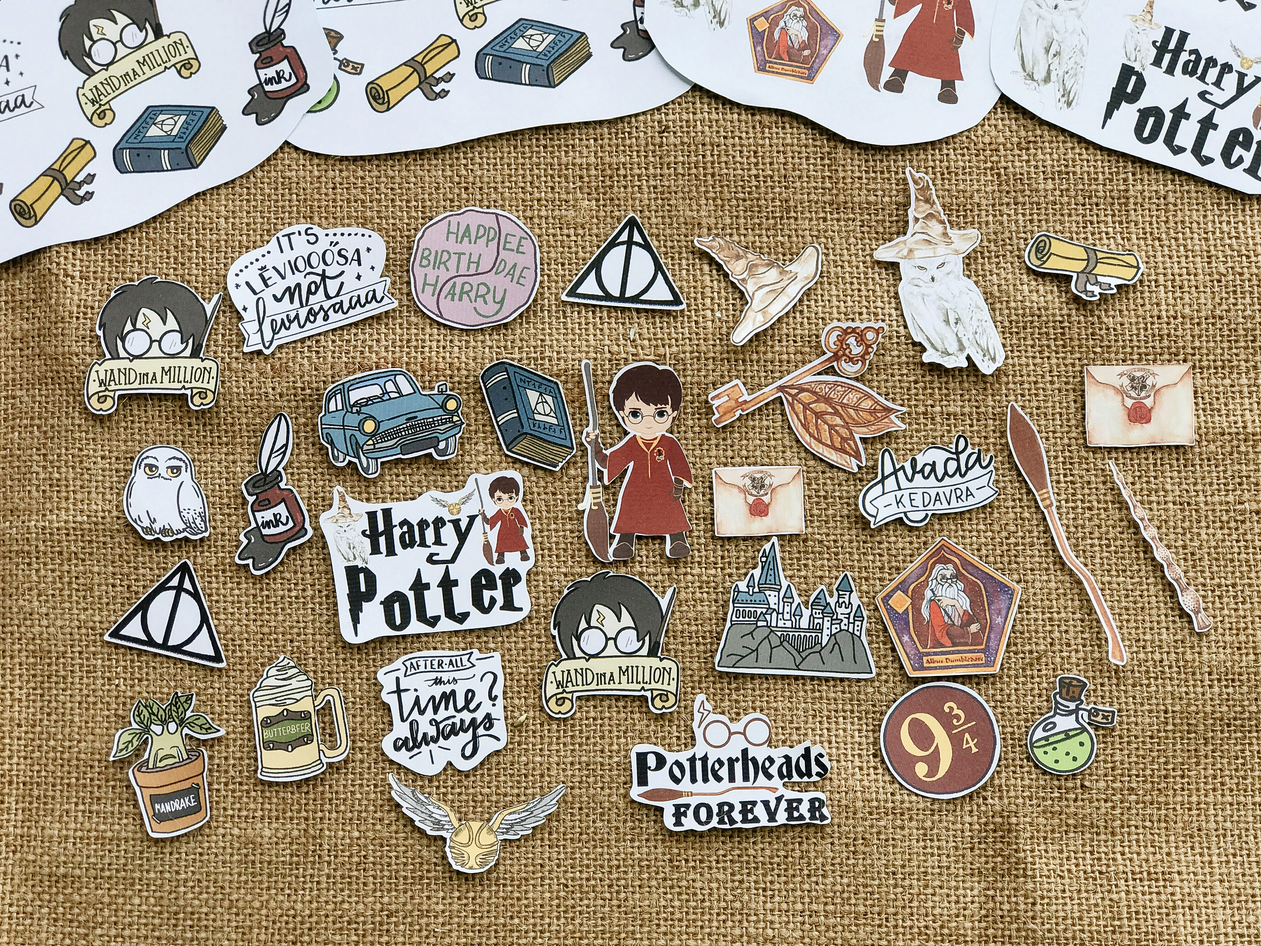 SET 30 MIẾNG DÁN STICKER TRANG TRÍ HARRY POTTER