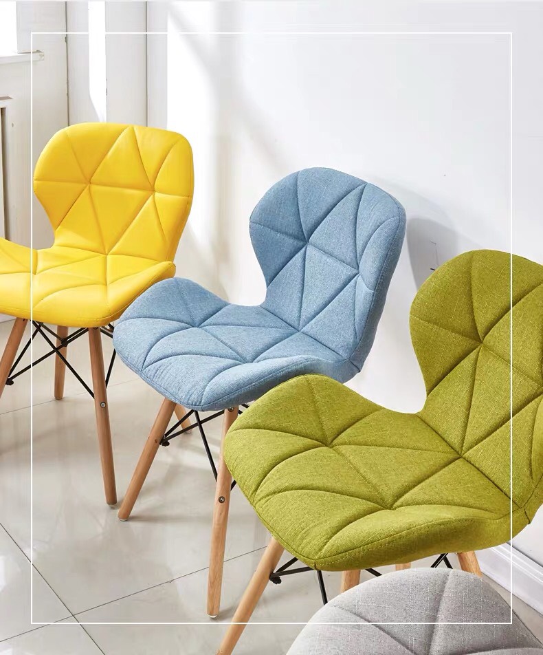 Ghế cafe Eames Radar chân gỗ