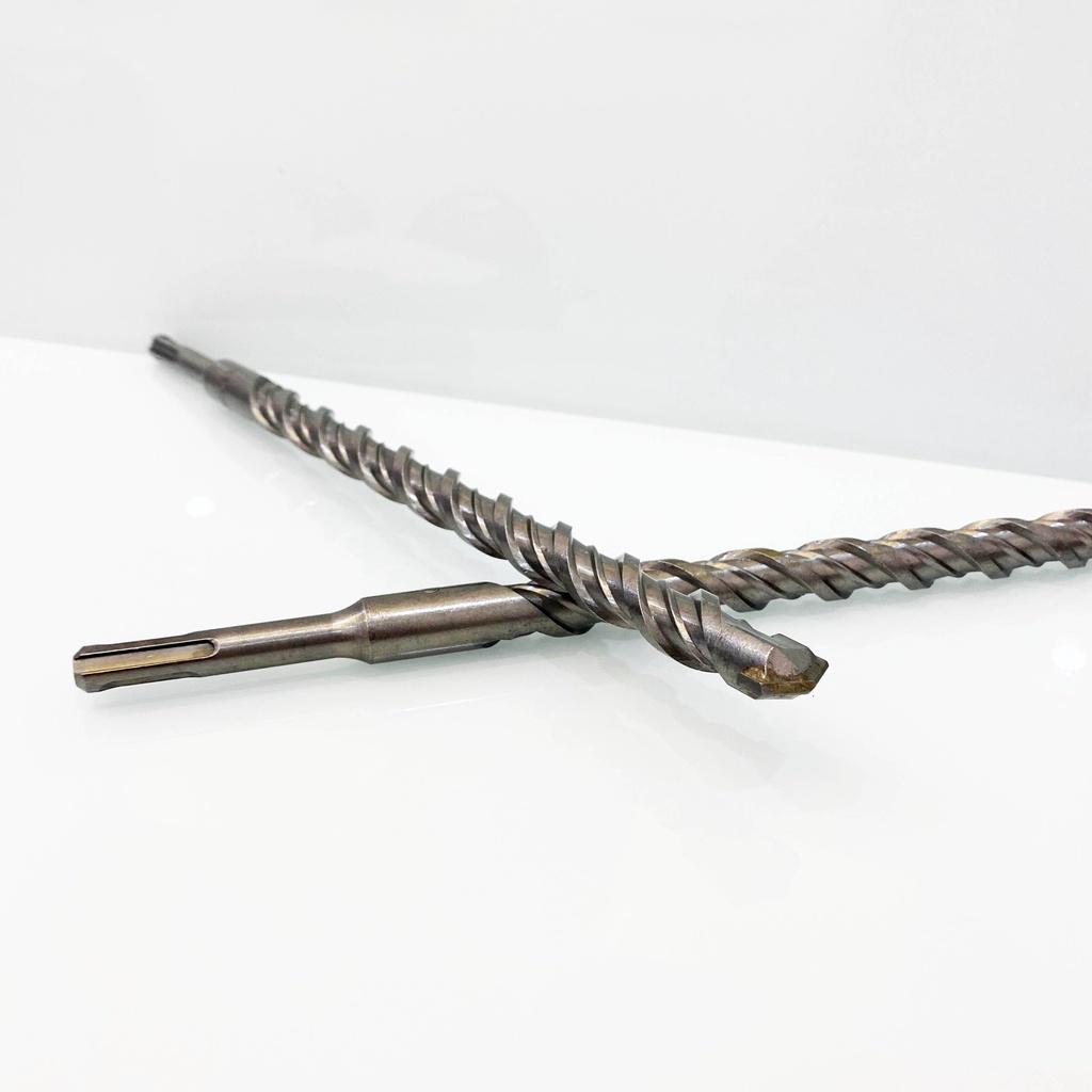 MŨI KHOAN BÊ TÔNG SDS ĐƯỜNG KÍNH PHI Ø18 DÀI 310MM XUYÊN TƯỜNG ĐẦU DẸT KYNKO MKBTXT-18310