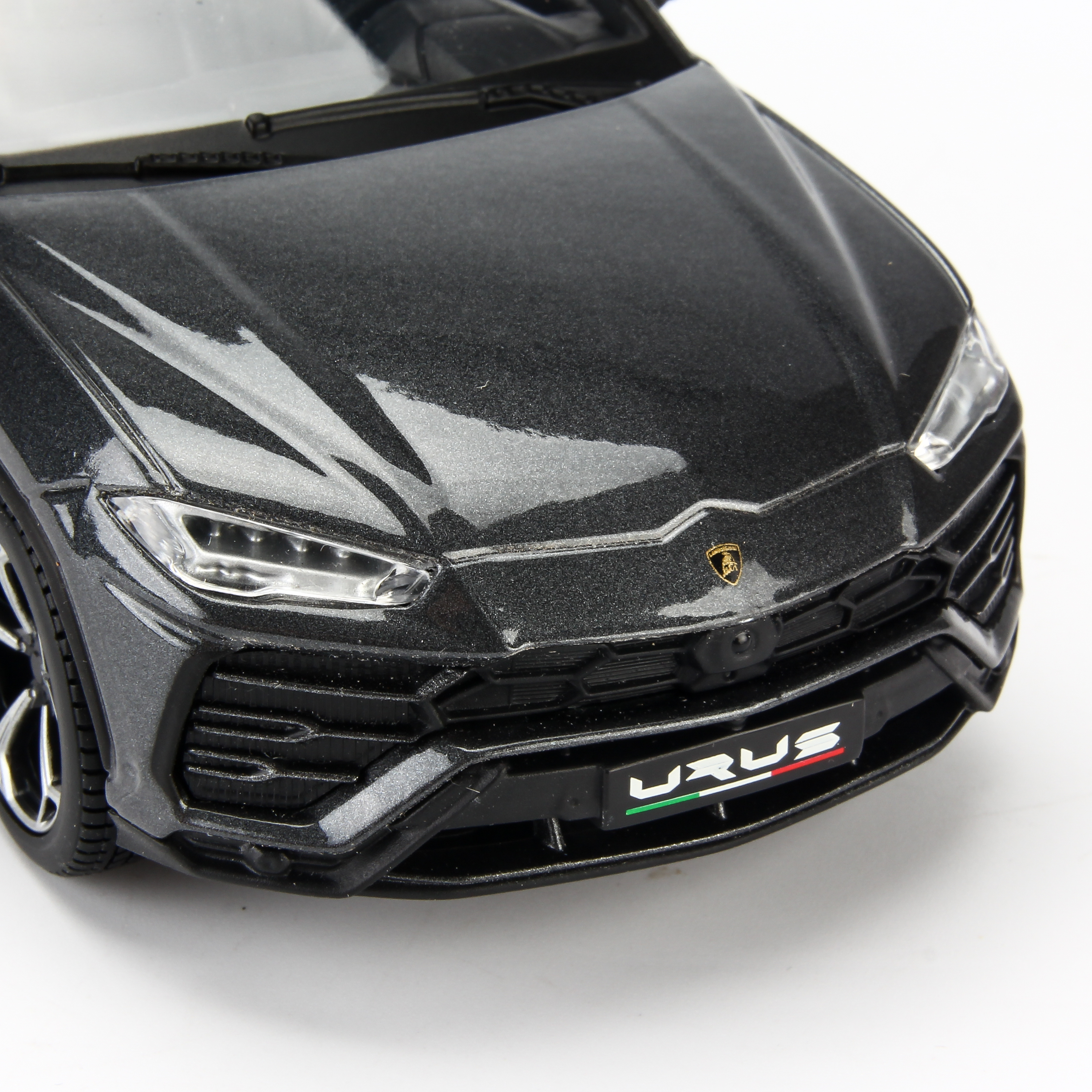 Mô Hình Xe Lamborghini Urus 1:18 Bburago 18-11042