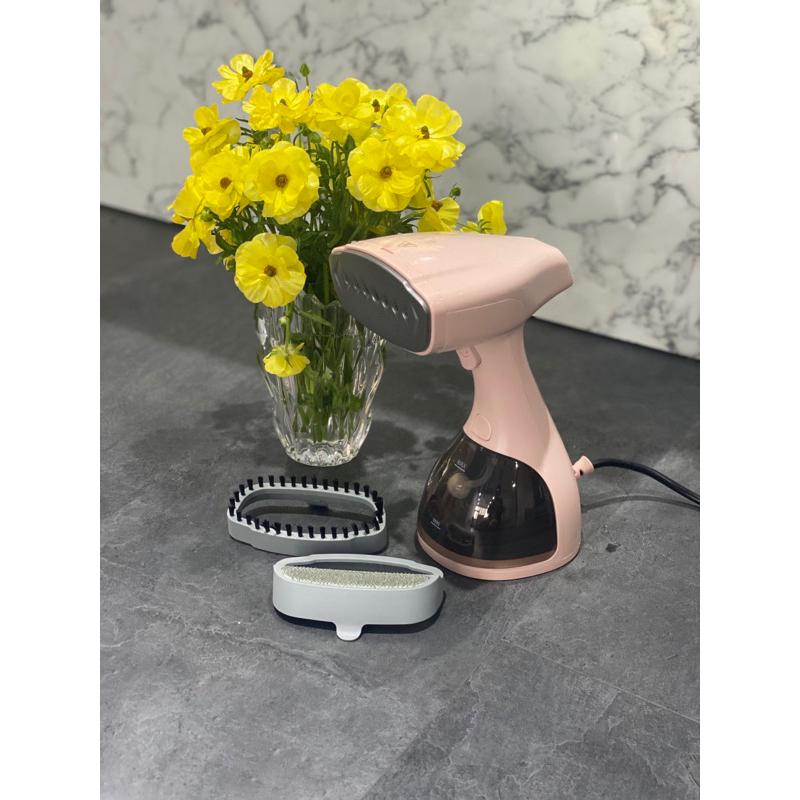 Bàn Ủi Hơi Nước Cầm Tay Lebenlang LBD528 Du Lịch, Công Suất 1500W - 300ML, Hàng Chính Hãng