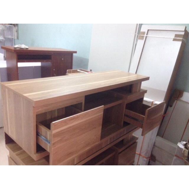 Kệ tivi gỗ công nghiệp