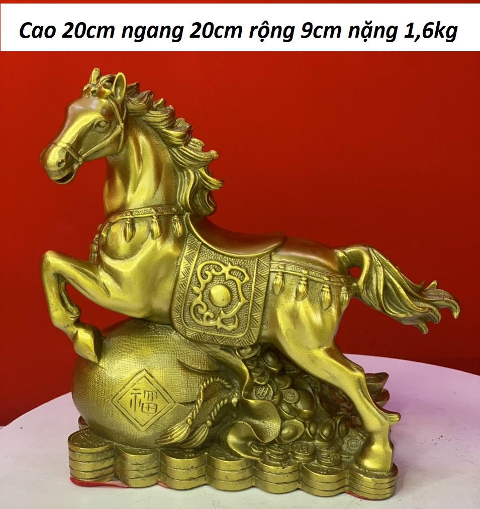 Tượng ngựa đứng trên túi tiền bằng đồng nặng 1,6kg