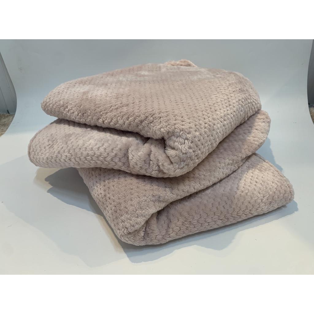 Mền lông cừu Thái Lan cao cấp 1m7 x 2m - Vân Hạt Bắp - Mền ngủ / Mền văn phòng hiện đại