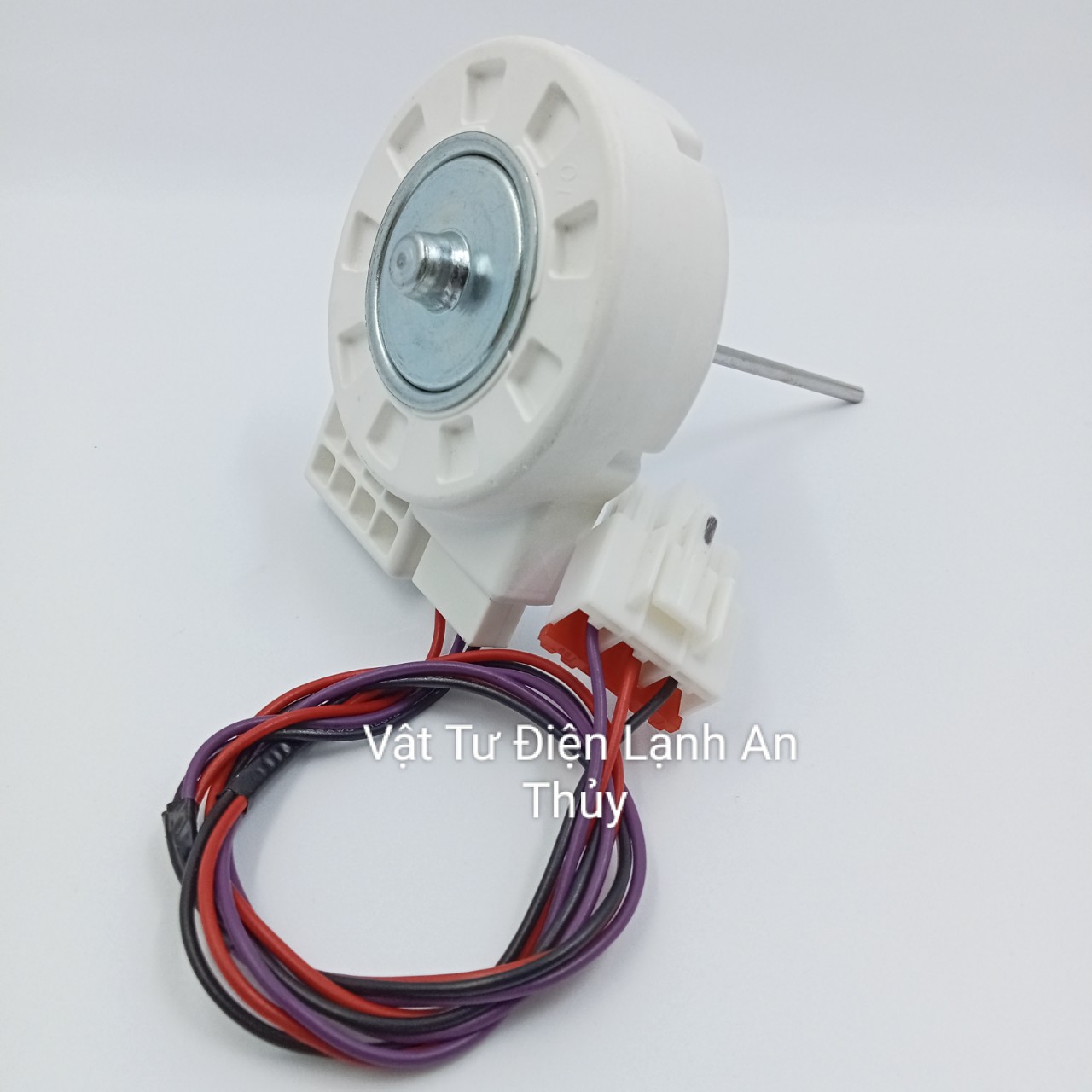 Quạt tủ lạnh sứ AQUA 13V 3 dây - Quạt Tủ Lạnh AQUA 13V 3 dây - Mô Tơ Quạt Tủ Lạnh AQUA