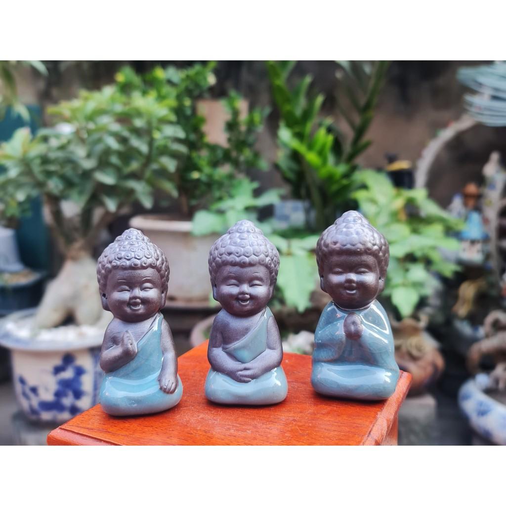 Tiểu Cảnh Nhất Tâm Bái Phật