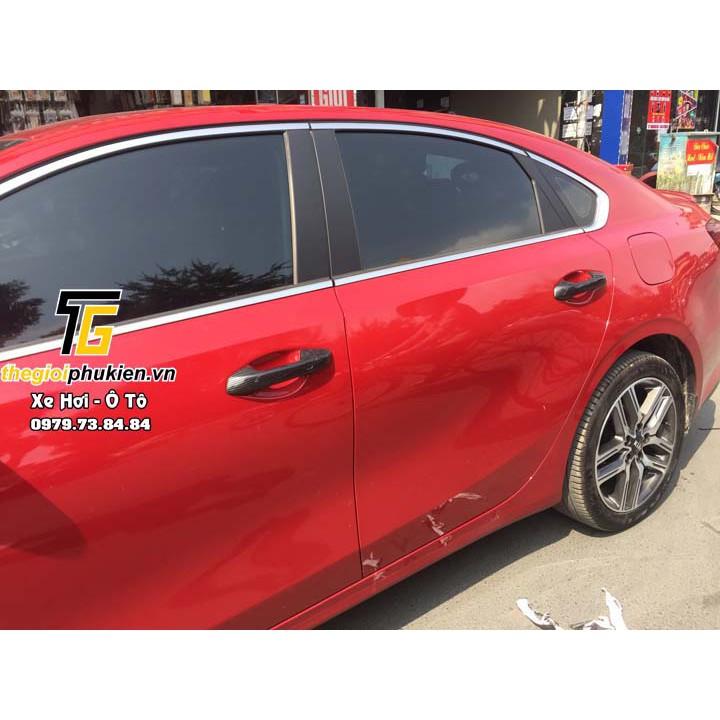 Bộ ốp tay nắm cửa, hõm cửa xe KIA Cerato 2019 - 2021 vân Carbon