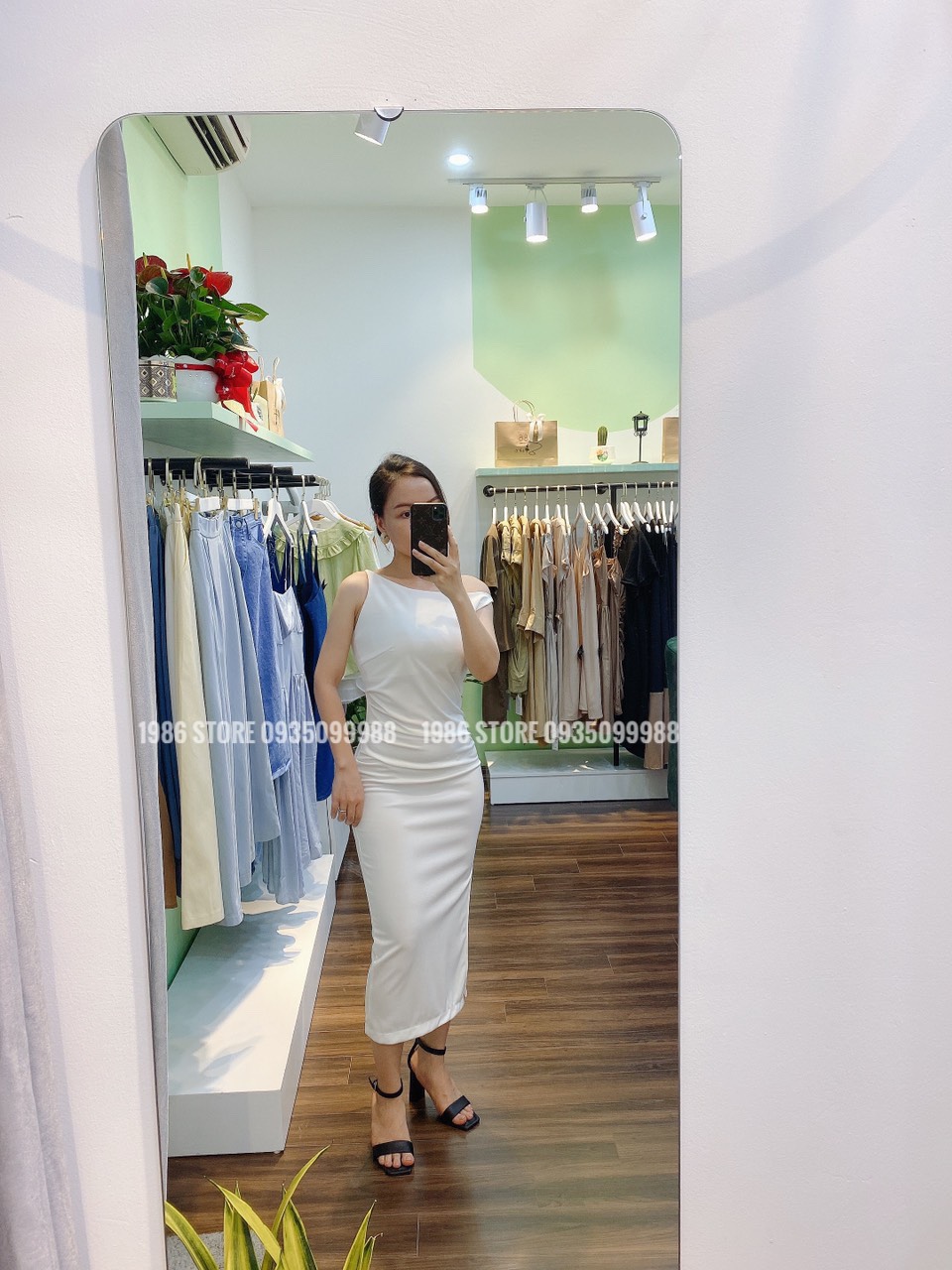 VÁY 3 LỖ XẾP LY DÁNG DÀI XẺ HÀNG THIẾT KẾ