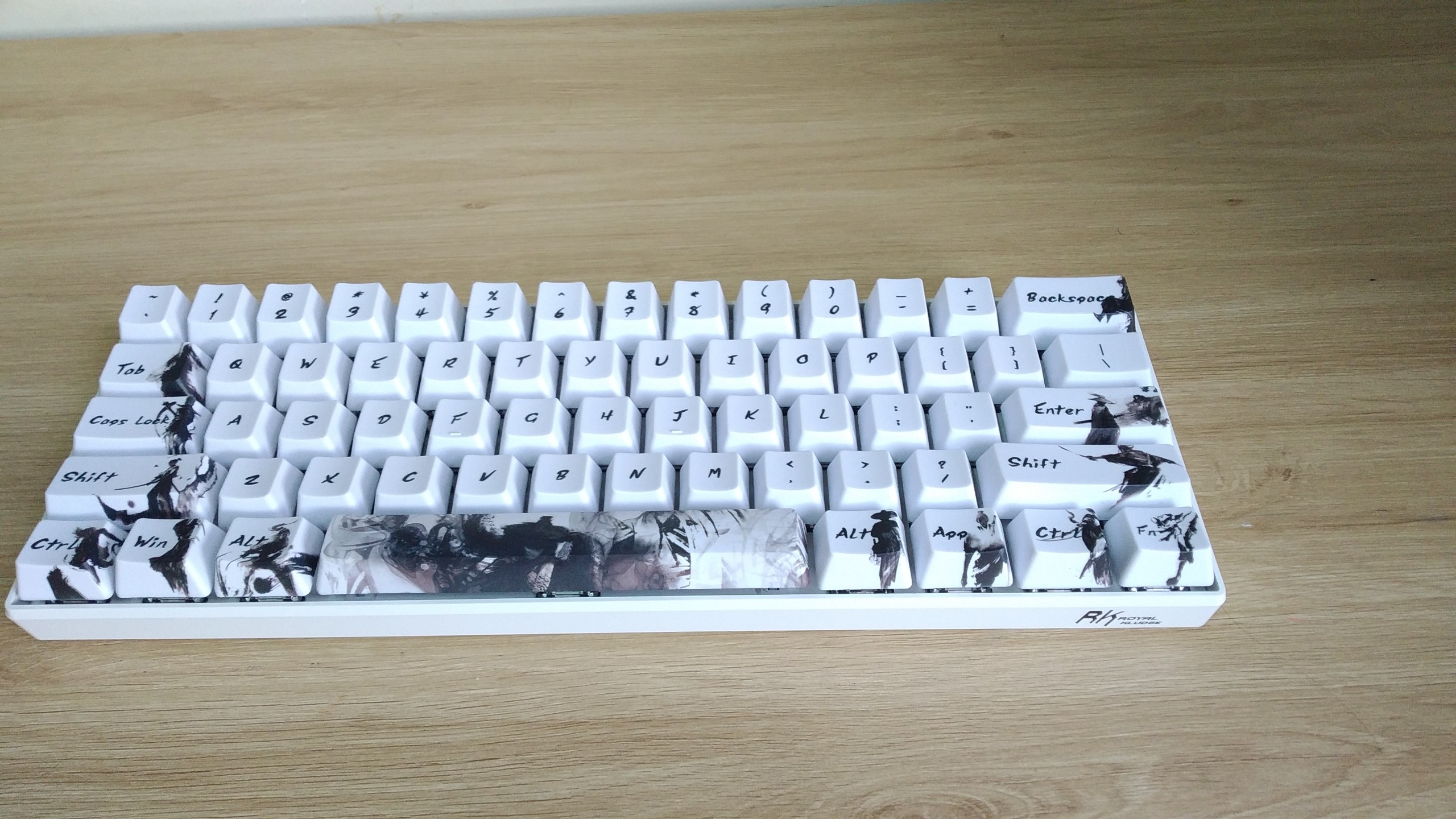 Bàn phím cơ không dây RK61 - Phiên bản giới hạn Kiếm Khách- Keycap PBT, công nghệ in Dye-sub. Chính hãng Royal Kludge