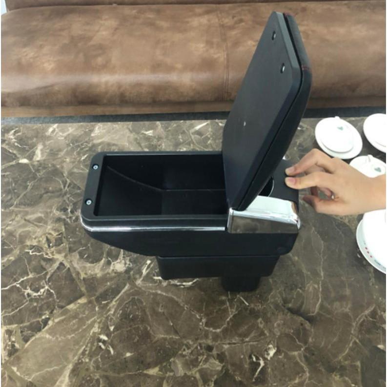 Bệ tỳ tay cao cấp tích hợp cổng sạc USB dành cho xe SUZUKI SWIFT