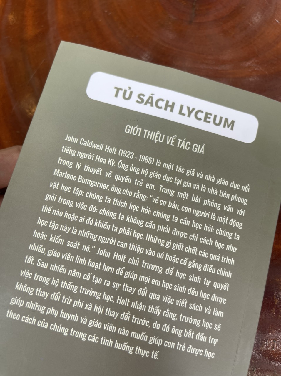 [Tủ sách Lyceum] (Combo 2 cuốn) TRẺ EM KHÓ HỌC THẾ NÀO - TRẺ EM HỌC NHƯ THẾ NÀO? - Sách kinh điển về sự phát triển ở trẻ em - John Holt - Lyceum - NXB Đà Nẵng (sách mới 2022) (Bìa mềm)