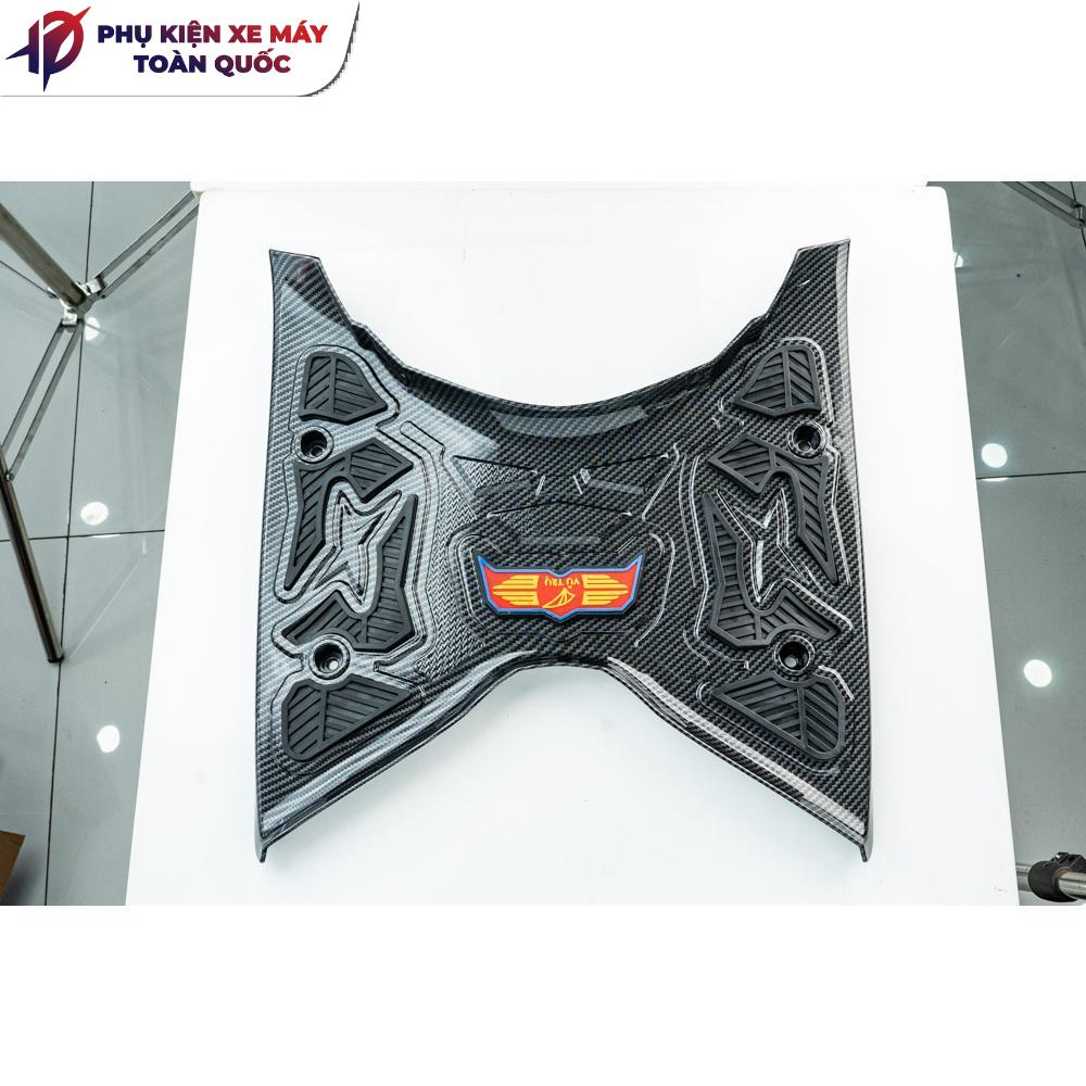 Thảm Để Chân Lót Sàn Xe SH (2020 - 2024)-Carbon